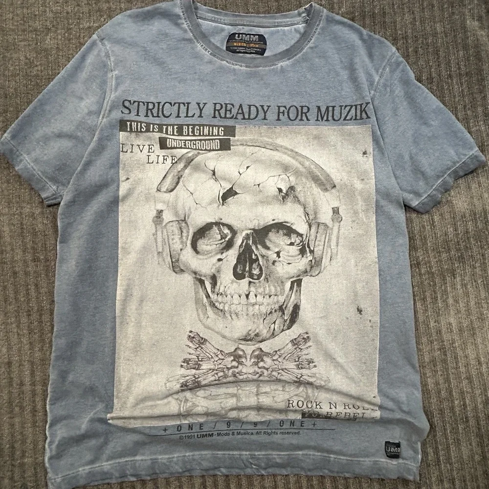 Underground Music Movement UMM Italian Graphic T Shirt Rave/Club Medium Skull